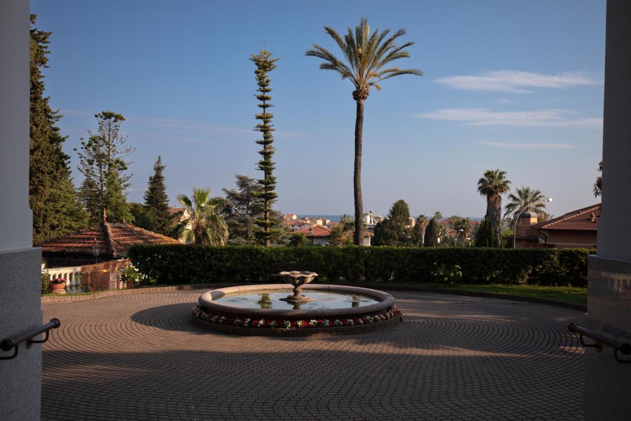 Blu Apartment In Historical Hunbury Bordighera Εξωτερικό φωτογραφία
